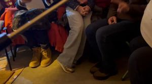 Fransa Paris’te Süresiz Açlık Grevi Direnişi Çadırı Yeni Bir Mücadele Haftasını Da Coşkuyla Karşıladı