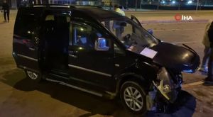 Bursa Büyükşehir Belediye Başkanı Bozbey’e saldırı girişimi kamerada