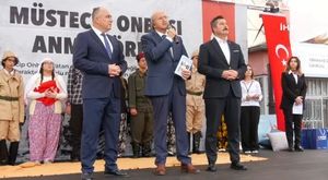 Hülya Koçyiğit, Bursalı şehit astsubayın ailesini ziyaret etti