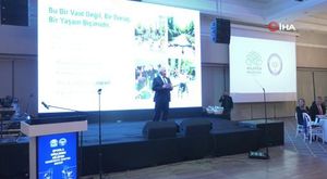 Bursa'da otomobil alev alev yandı