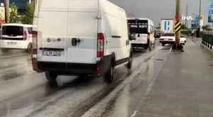 Bursa'da insan dolu kamyonet trafikten men edilince ortalık karıştı