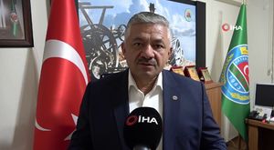 Domuz Sürüsünün Kuyruk Şovu Gülümsetti