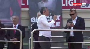 5 Metre Derinligindeki Kuyuya Düsen Köpegin Yardimina Itfaiye Ekipleri Yetisti