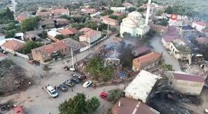 Bursa'da seyir halindeki otomobil alevlere teslim oldu!