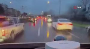 Kamyon şoförü ralli pilotunu aratmadı