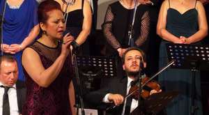Ankara Eczacılar Odasının Gazi konser salonundaki konseri