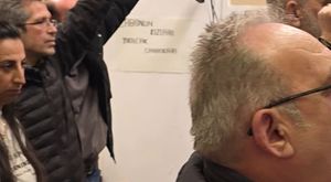 Hollanda Halk Cephesi Rotterdam Başkonsolosluğu Önünde Kuyu Tipi Hapishanelere Karşı Eylem Yaptı