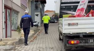 ARAÇ TAKLA ATTI: 5 KİŞİ YARALANDI