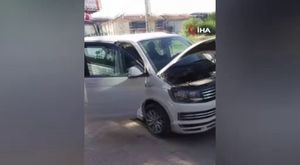 Bursa'da kan donduran olay! Ezdiği köpeğe aldırış etmeden...