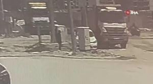 Okuduğu şiirle herkesi kendine hayran bıraktı