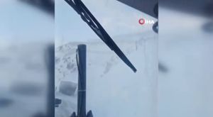 Bursa'da park halindeki kamyonet alev alev yandı