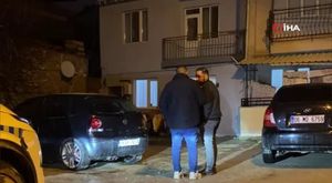 Bursalı dağcı 6 yıldır buz tutan göllerin üzerinde yürüyüp içine giriyor