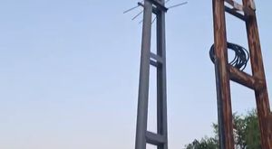 Bursa'da otoyolda ters yönde ilerleyen otomobil kamerada!