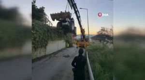 Yerli otomobil Togg banttan indi, Cumhurbaşkanı Erdoğan kullandı