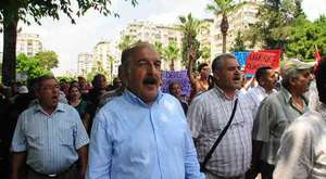 Adana'da,1 mayıs yürüyüşü görkemli geçti-1