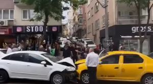 Bursa'da korkutan kaza! Devrilen araçta sıkıştı...