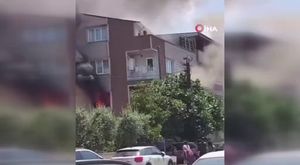 Eminönü'nde tramvay raydan çıktı