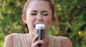 Miley Cyrus - The Backyard Sessions - 