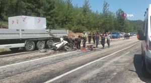 Bursa'da kaza! Otomobil düz yolda takla attı