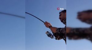 Hijyen ihlali nedeniyle fenomen dönerci karnaval standından kaldırıldı