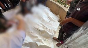 Silahlı ve bıçaklı kavga kamerada!
