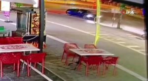 Rusya'nın Odessa bölgesine düzenlediği saldırı 3 evde yangına sebep oldu: Ukrayna