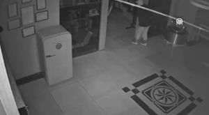 Bursa'da seyir hâlindeki otobüs alev alev yandı