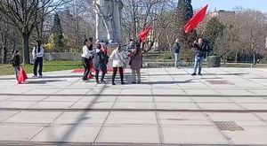 Hollanda Halk Cephesi Rotterdam Başkonsolosluğu Önünde Kuyu Tipi Hapishanelere Karşı Eylem Yaptı
