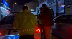 Edinilen bilgiye göre, Beşevler Mahallesi'nde bir akaryakıt istasyonunda film sahnelerini aratmayan anlar yaşandı. Yakıt almak için istasyona giren otomobilin sürücüsü araçtan inip ödeme yapmaya girdi. Yakıt tabancası takılıyken kendi kendine hareket eden